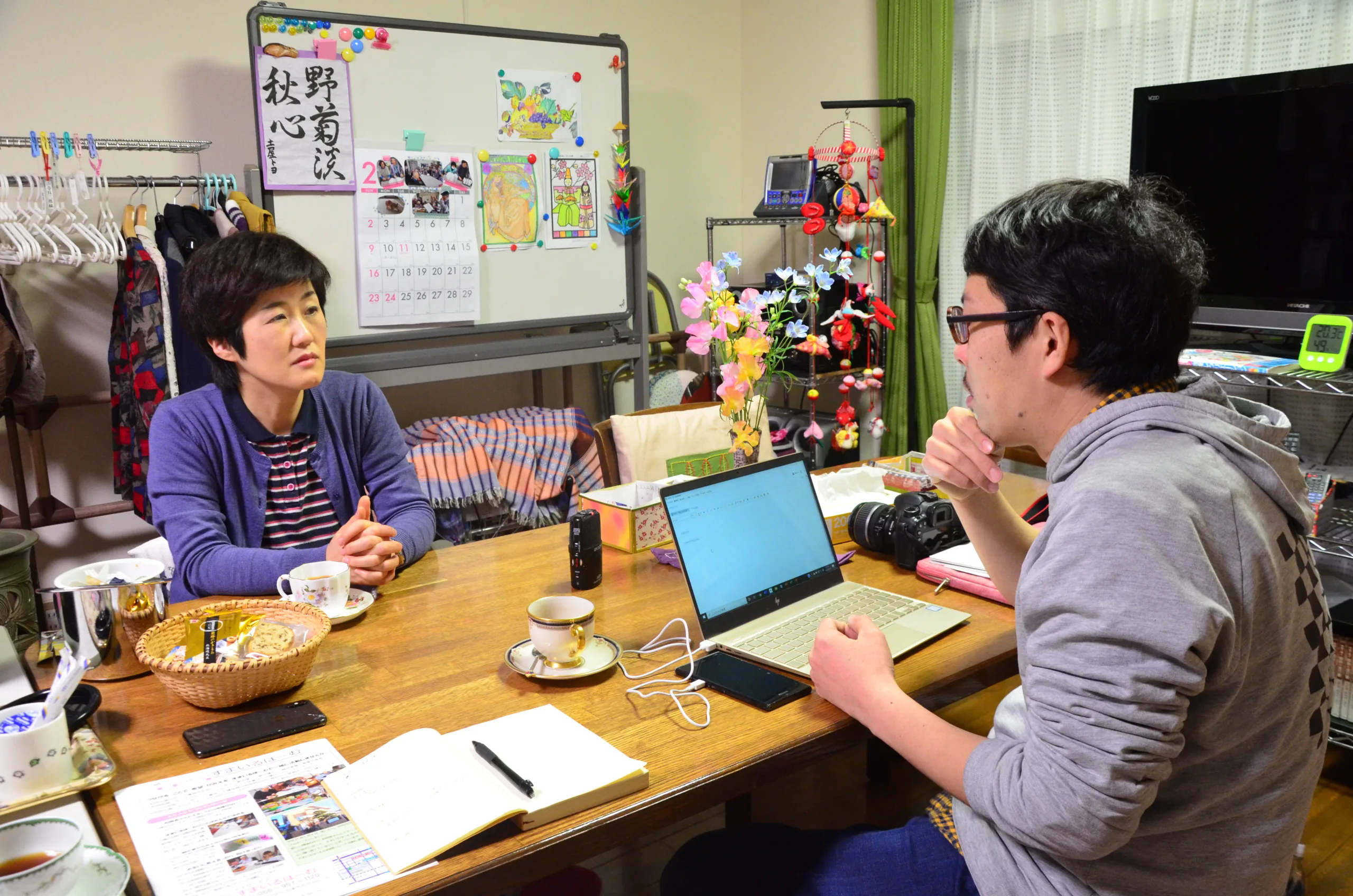 「手さぐりの『表現未満、』」ヒアリング①～六車由実さん～